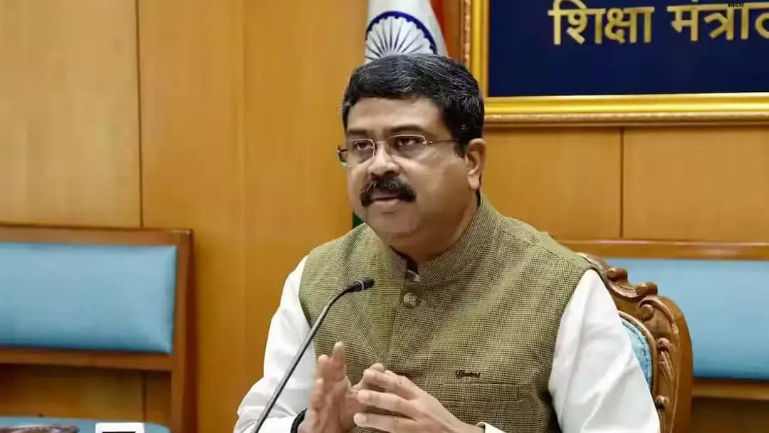 12 साल में पहली बार किसी केंद्रीय मंत्री का इस्तीफा, धर्मेंद्र प्रधान ने छोड़ा पद