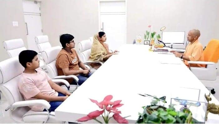 बस्ती सदर में भाजपा महिला मोर्चा जिला अध्यक्ष डॉ. रोली सिंह