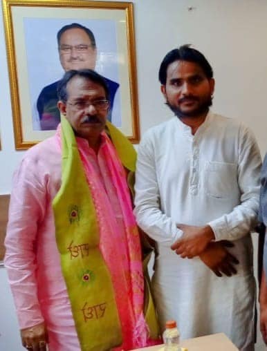 हर्ष मल्होत्रा बने दिल्ली भाजपा के नए अध्यक्ष, मानवाधिकार संगठन के प्रमुख रबिंद्र सिंह तोमर ने दुपट्टा ओढ़ाकर किया सम्मान